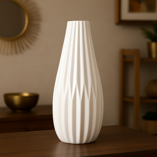 Aria Ceramic Diamond-Cut Vase